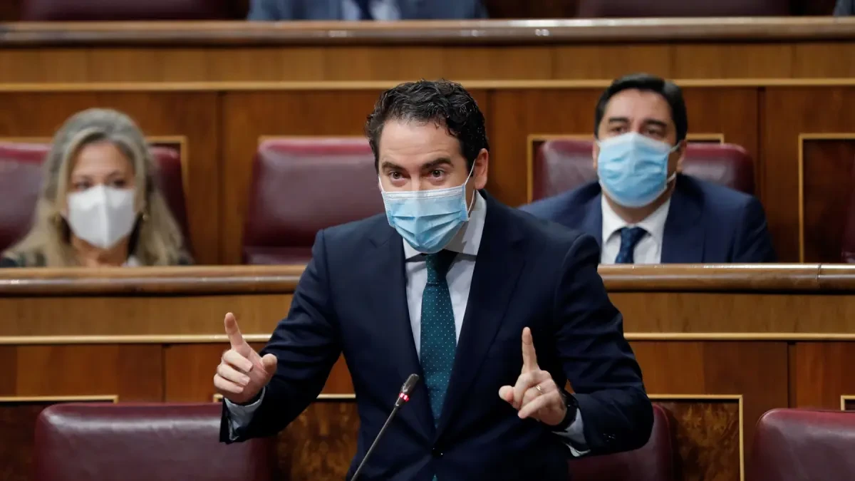 El PP sigue sin desvelar el sentido de su voto con la moción de censura ya en marcha: 