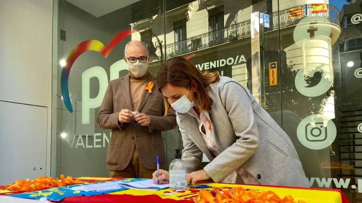 El PP inicia una campaña de recogida de firmas contra la 'ley Celaá': 
