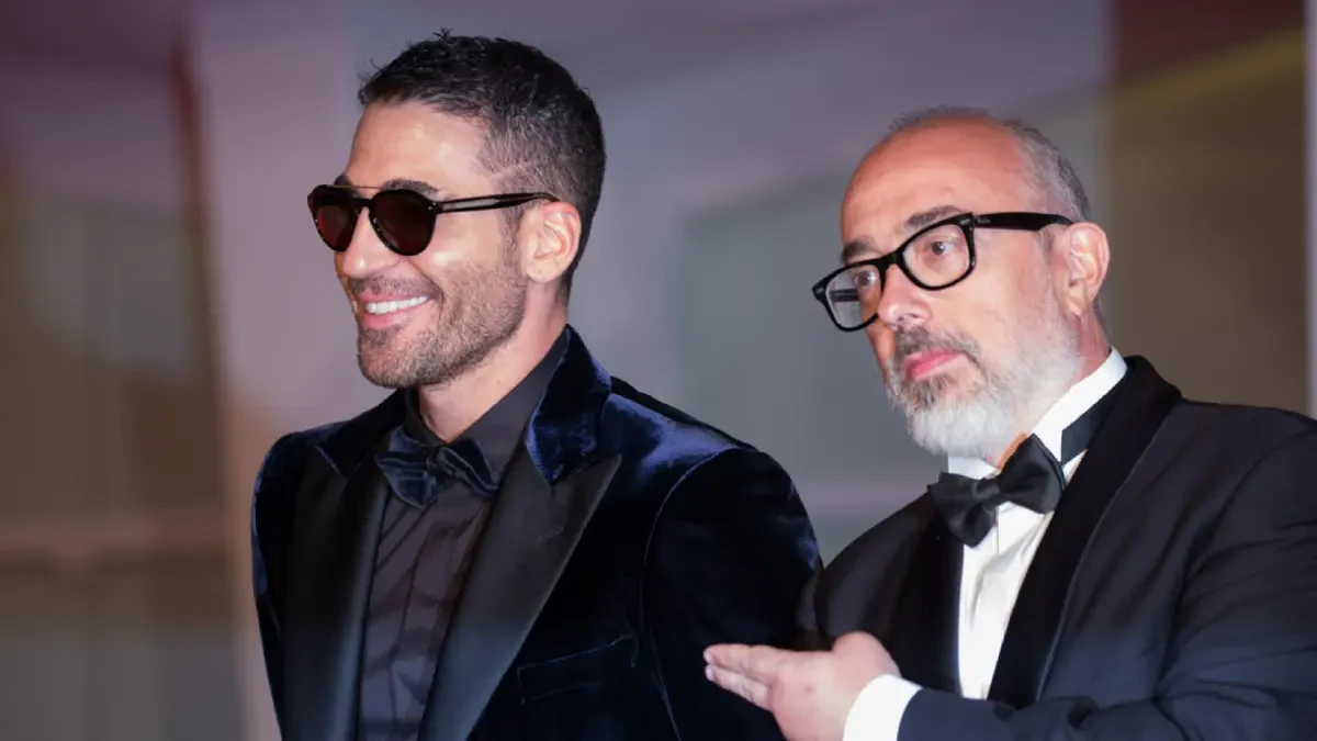 Miguel Ángel Silvestre recuerda lo que le sucedió a los 45 minutos de que muriera su padre: 