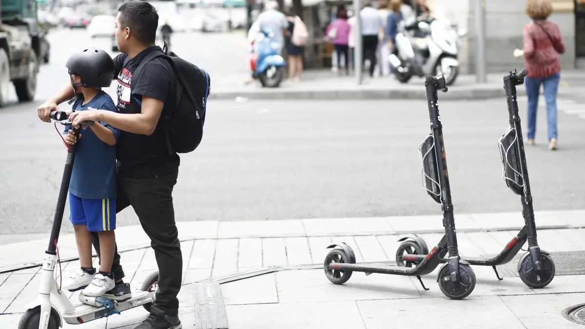 La Comunidad de Madrid da hasta 700 euros de ayuda para comprar motos, bicis y patinetes eléctricos
