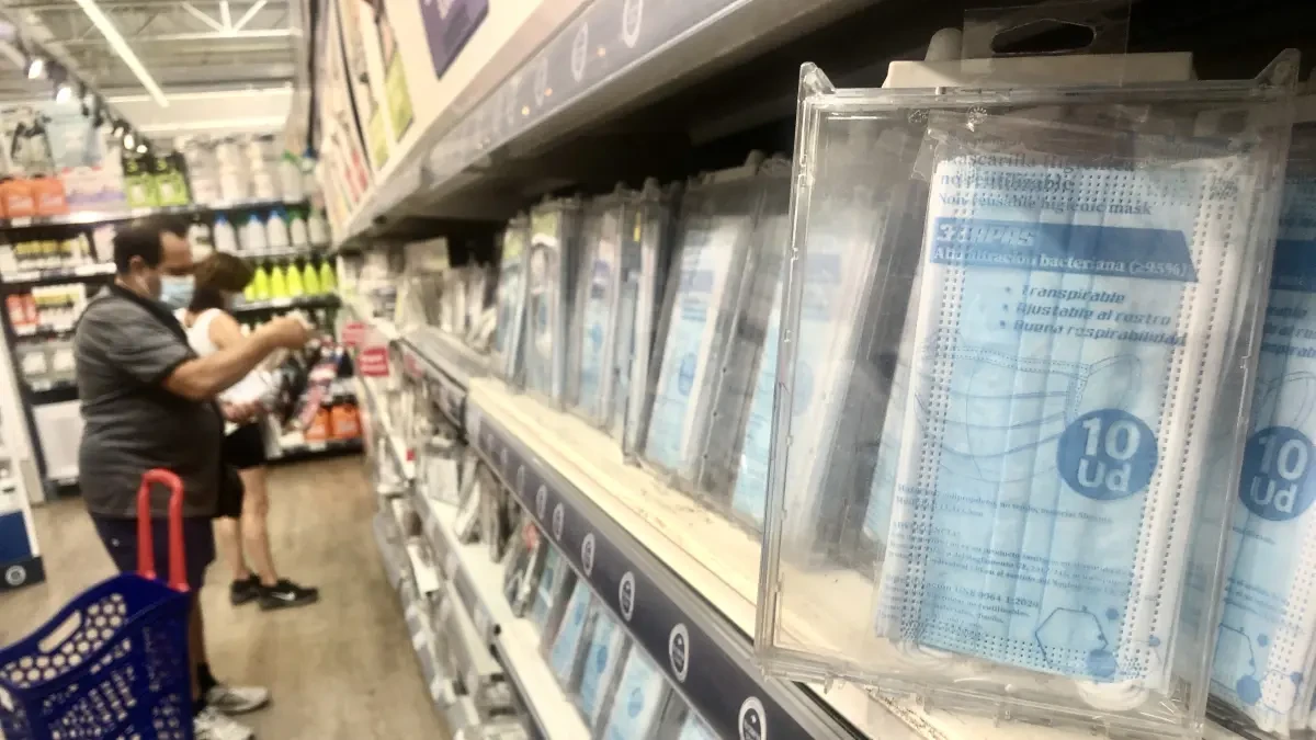 El Gobierno baja el IVA de las mascarillas del 21 al 4% pero solo hasta diciembre de 2021