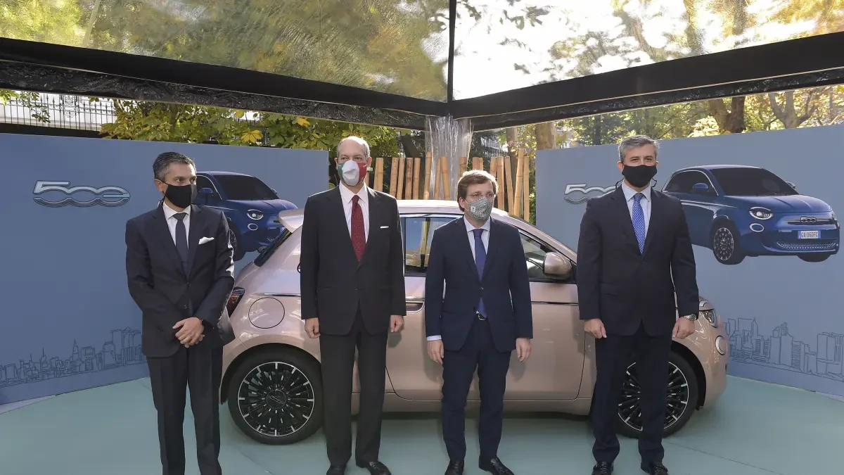 Fiat ha presentado hoy en Madrid el nuevo 500 eléctrico, un utilitario que dará mucho que hablar
