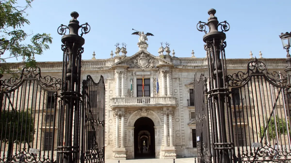 Apartan de la Universidad de Sevilla a un profesor acusado de acoso sexual y laboral
