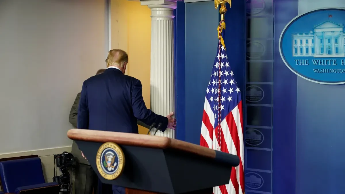 Trump insiste en la teoría del fraude: 