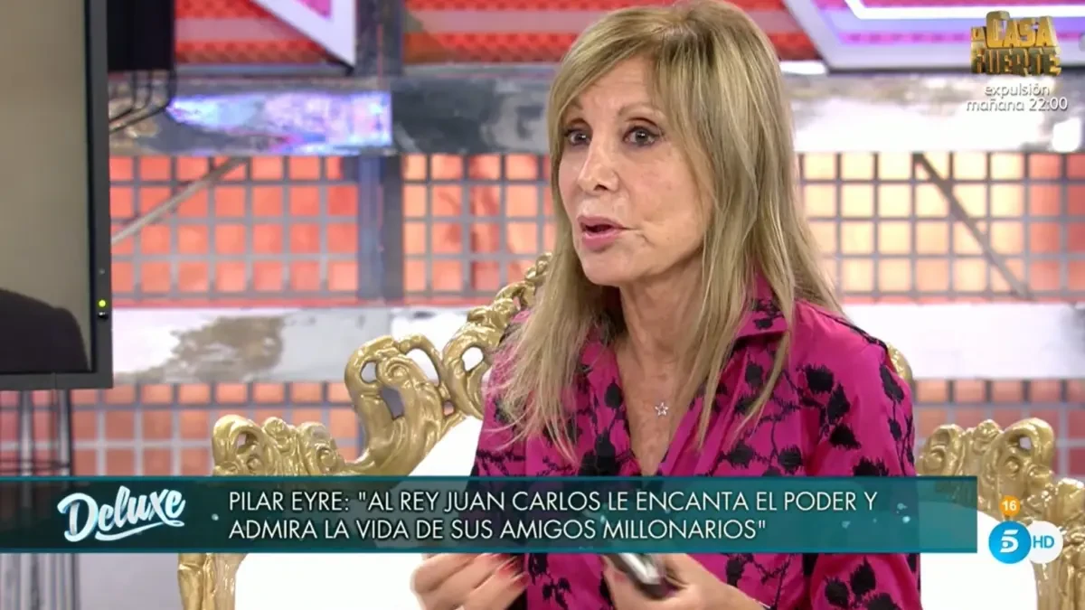 Pilar Eyre habla de cuando Juan Carlos I habló a sus hijos de sus intenciones de divorciarse y sobre la opinión de Rajoy