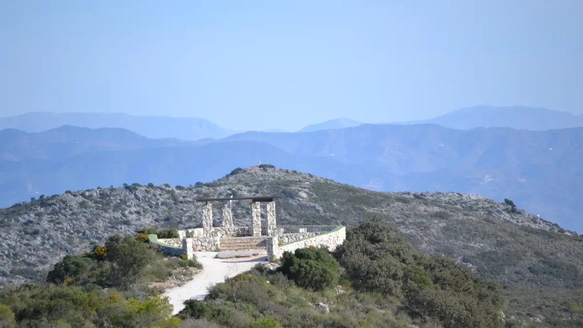 La Diputación trabaja en la reapertura del albergue y el refugio de La Cañada del Lobo, en Torremolinos