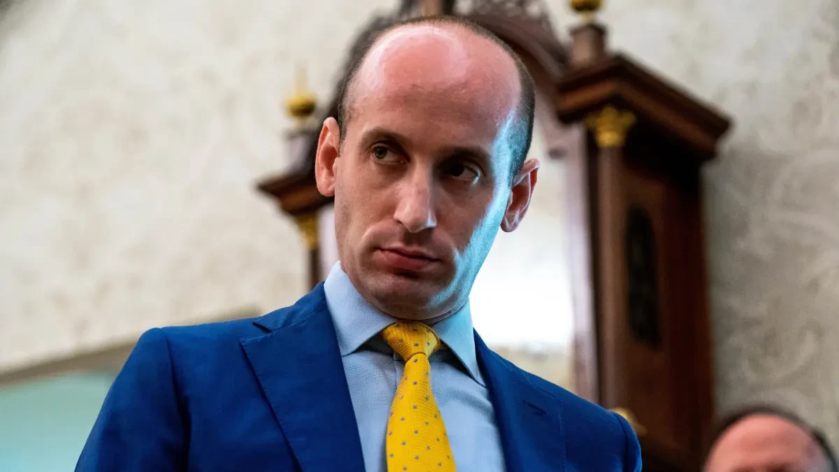 Stephen Miller, uno de los principales asesores de Donald Trump, da positivo por coronavirus