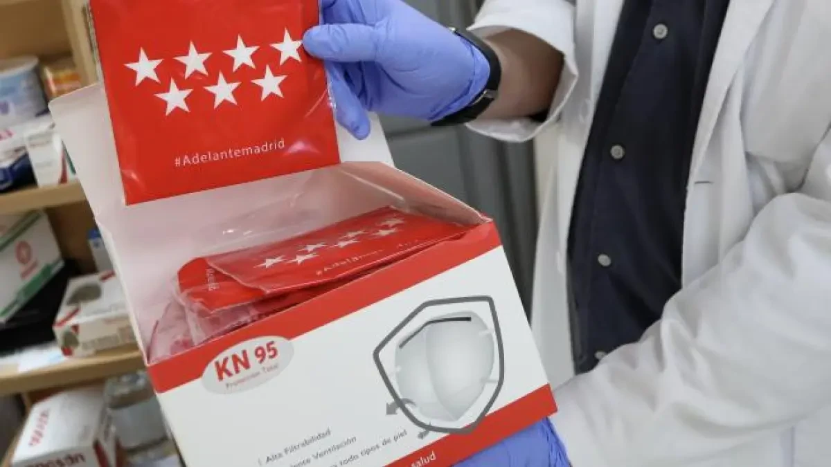 Las mascarillas KN95 se dejarán de vender a partir de octubre aunque se podrán seguir utilizando