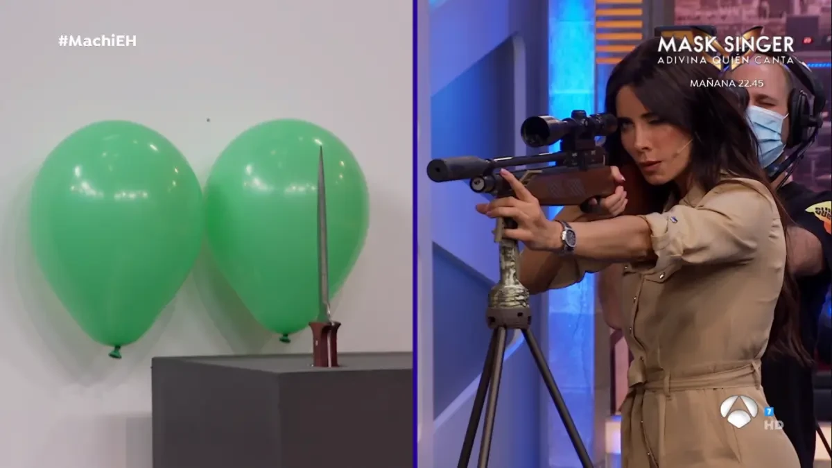 Pilar Rubio hace alarde de una puntería extrema en uno de sus retos de 'El hormiguero'