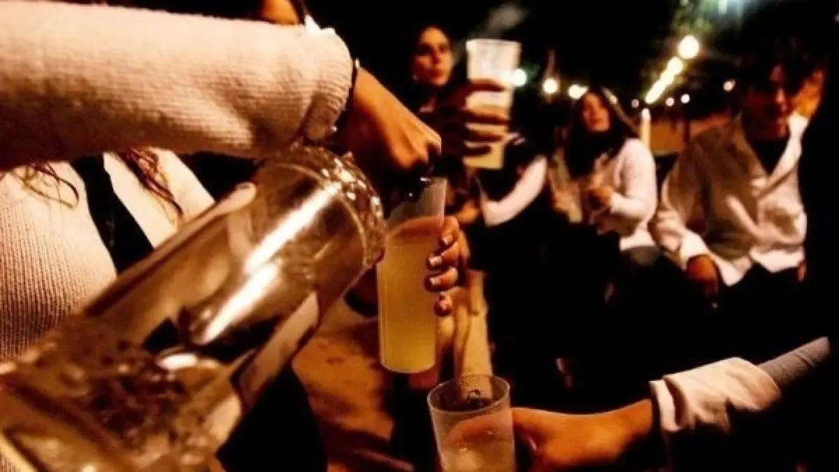La Policía Municipal de Madrid puso en septiembre más de 5.200 multas por botellón y casi 3.000 a locales de ocio