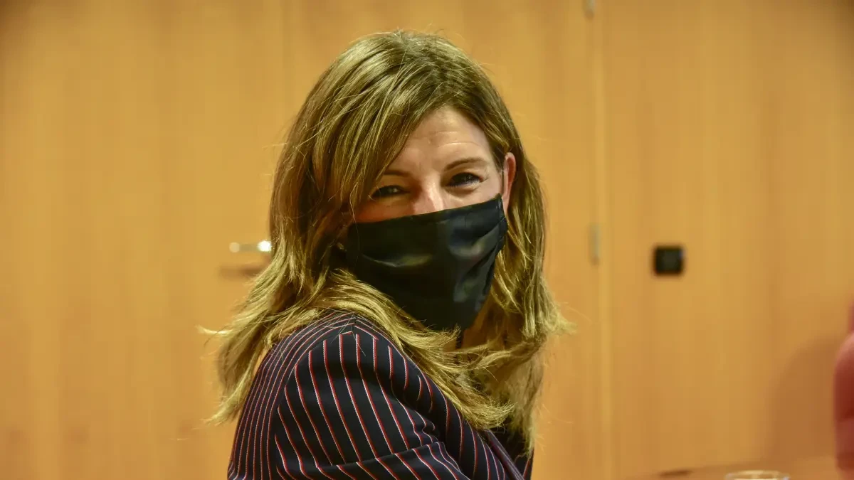 Yolanda Díaz tiene lista la regulación de incapacidad temporal para padres con niños en cuarentena