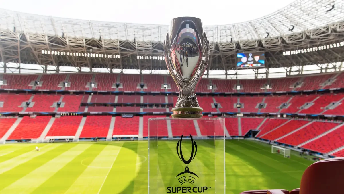 El alcalde de Budapest critica que la Supercopa se juegue con público