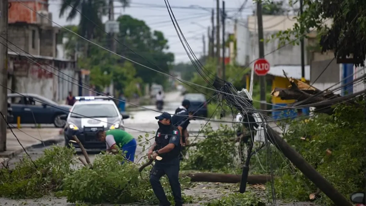 El huracán Delta pone rumbo a EE UU tras golpear México sin causar víctimas
