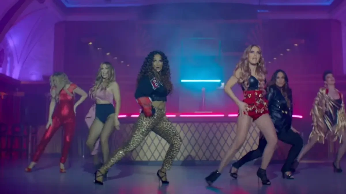 Bellepop regresa a la música con la colaboración 'We represent', en la que participan Roser y Mara Barros