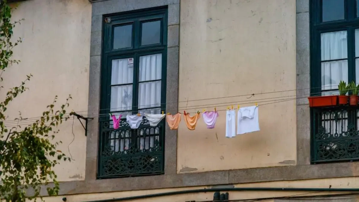 Cómo secar la ropa rápido en invierno y en el interior de casa