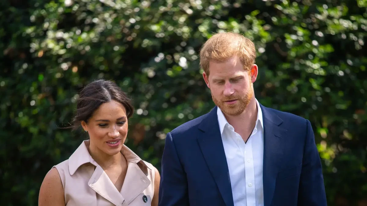 Las revelaciones más increíbles de la casa real británica del libro de Meghan Markle y el príncipe Harry