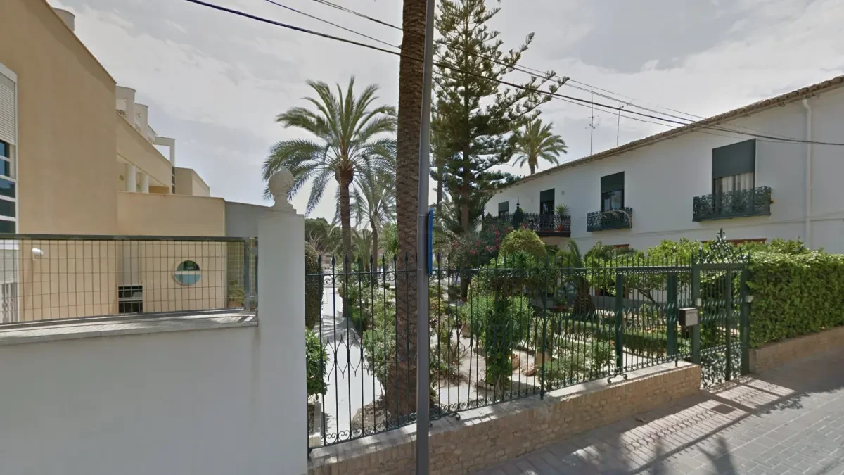 Cierran dos aulas de un colegio después de que los padres llevaran a sus dos hijos sabiendo que estaban infectados