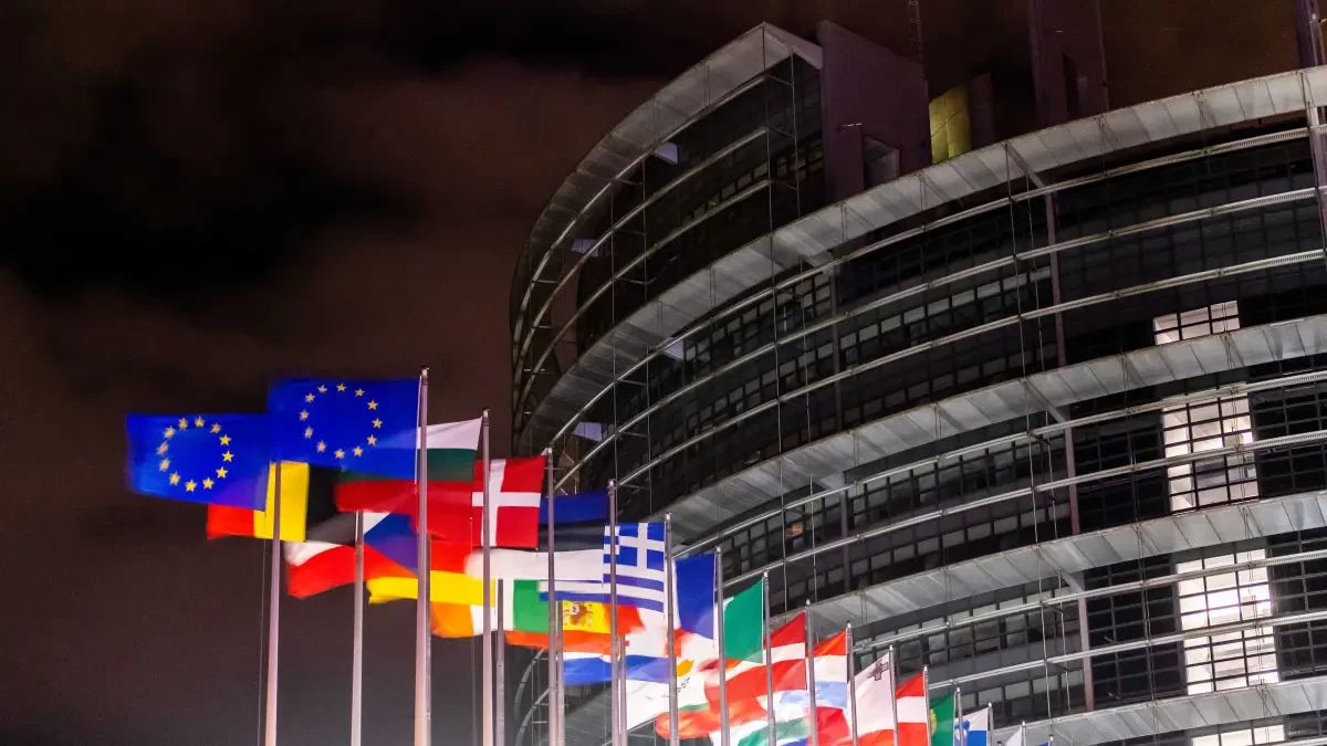 España espera los 140.000 millones de fondos europeos: la covid, el empleo juvenil y el cambio climático, prioridades