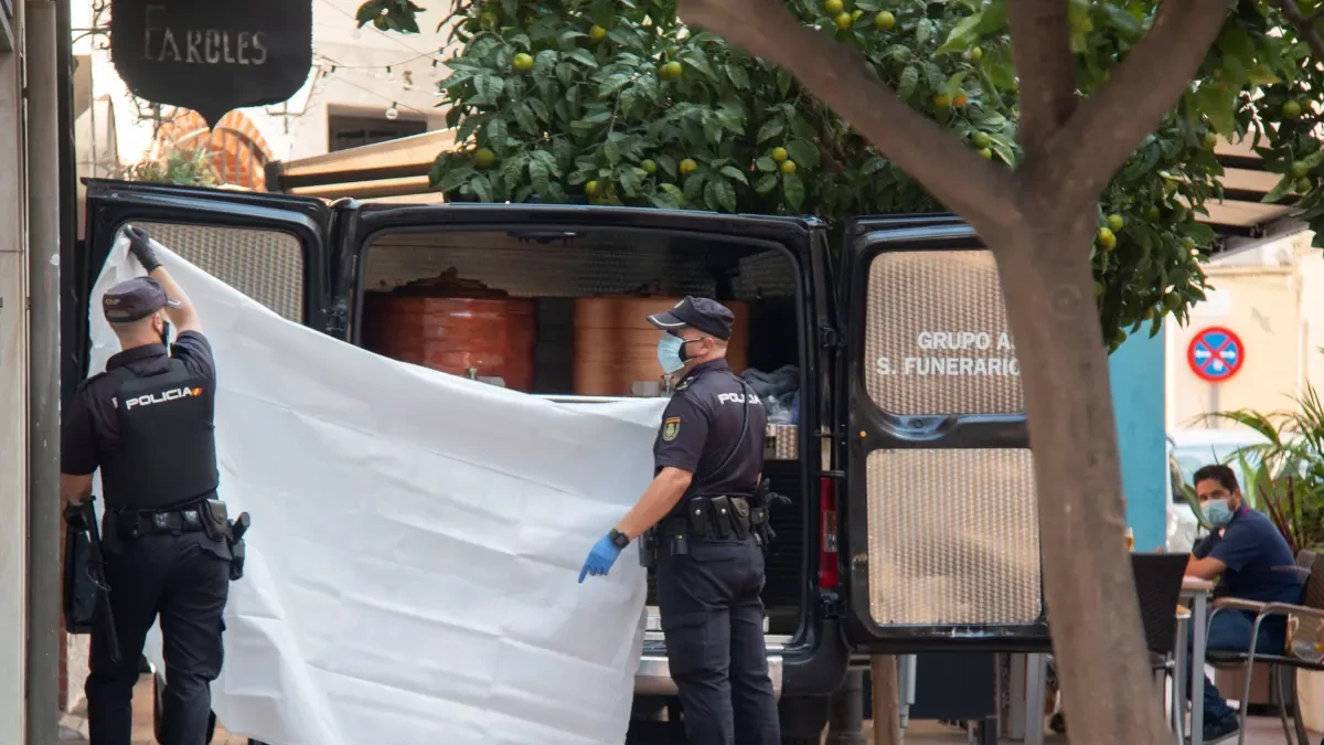 Investigan la muerte de una mujer hallada en su casa en Motril