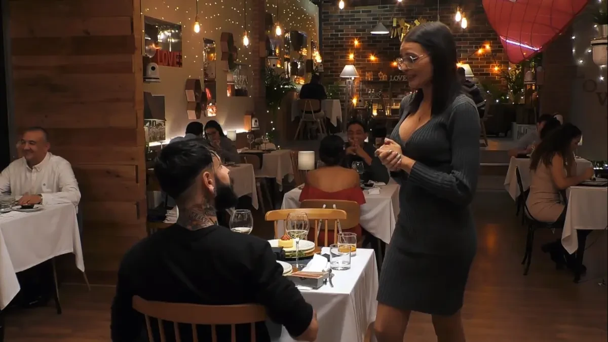 Rocky Balboa pone la banda sonora de la petición de matrimonio de María a Héctor en 'First dates'