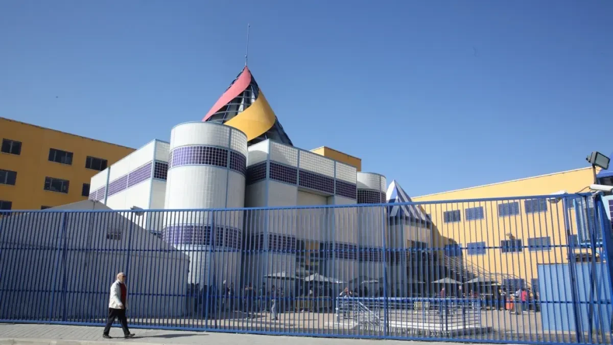 Internos del CIE de Aluche se declaran en huelga de hambre por 