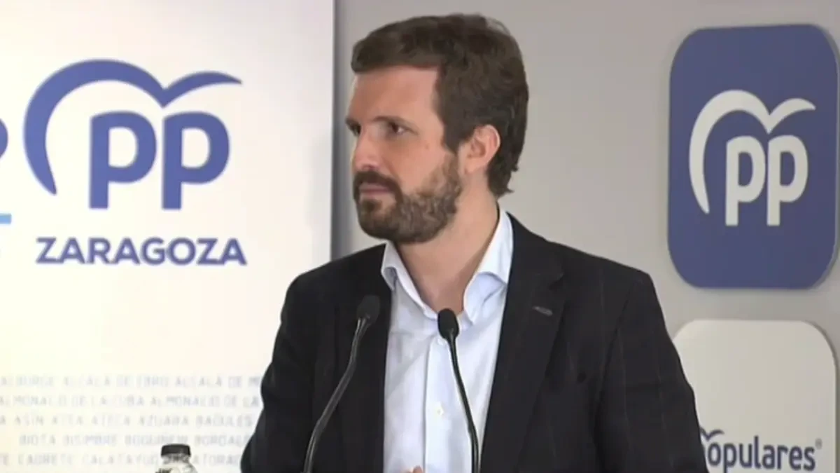 Casado acusa a Sánchez de cruzar una 