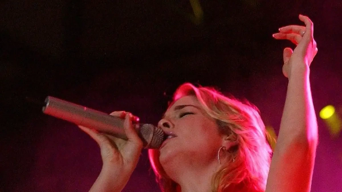 La cantante LeAnn Rimes posa desnuda para mostrar sus problemas con la psoriaris