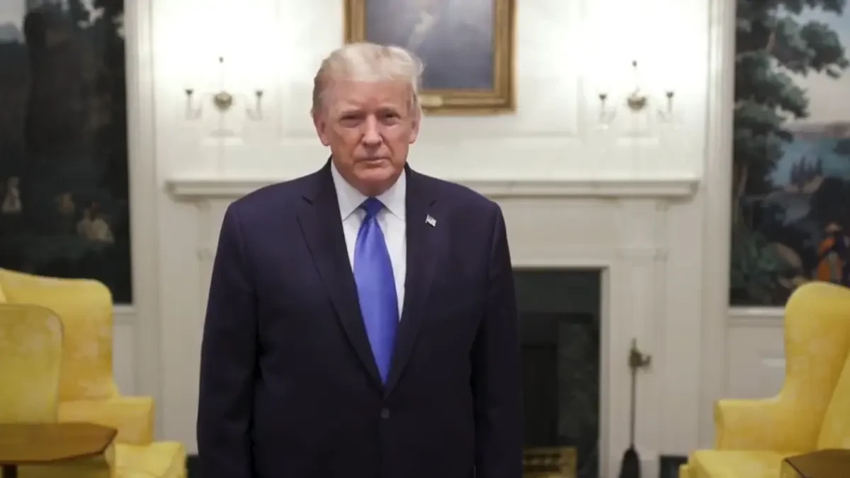 Primeras palabras de Trump tras ser hospitalizado por Covid: 