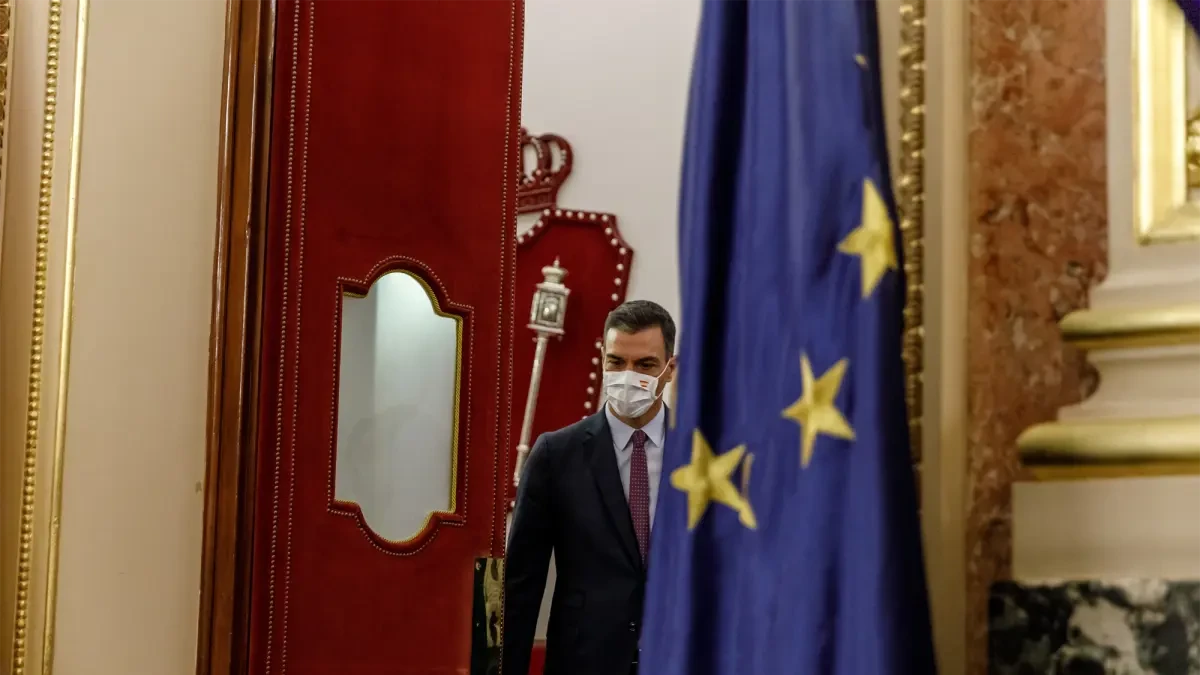 Plan de Moncloa contra las 'fake news': segundo tropiezo de Sánchez en un mes con las reglas del juego democrático