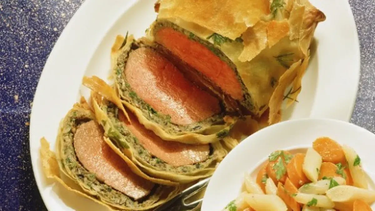 Cómo se hace el solomillo Wellington relleno de algas que elaboró Josie en 'MasterChef Celebrity'