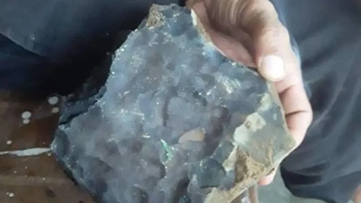 Se hace rico gracias a un meteorito que se estrelló contra el tejado de su casa