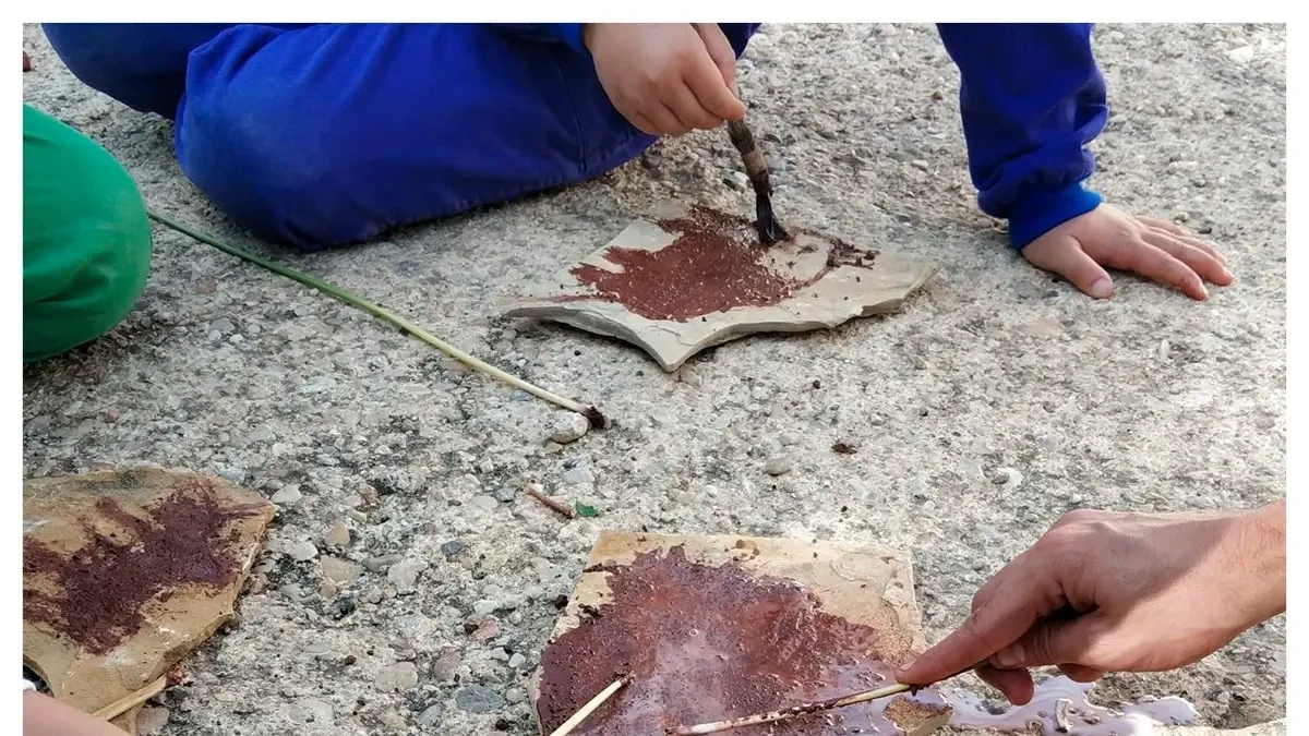Los niños de la Comarca del Maestrazgo participan en una jornadas sobre el arte rupestre