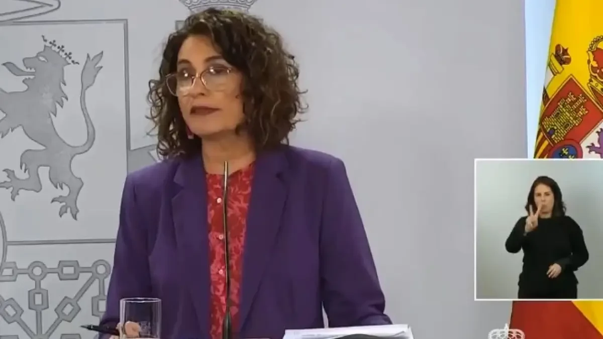 El Gobierno cambia el nombre de la estación de Chamartín en homenaje a la referente feminista Clara Campoamor