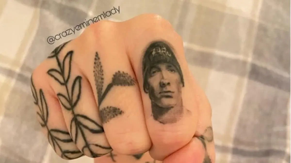 Una fan escocesa logra un récord Guinness al tener 28 tatuajes inspirados en Eminem