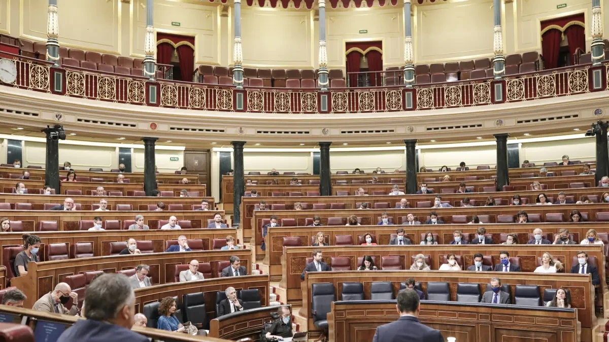 El Gobierno busca apoyos en el Congreso para subir impuestos a grandes rentas
