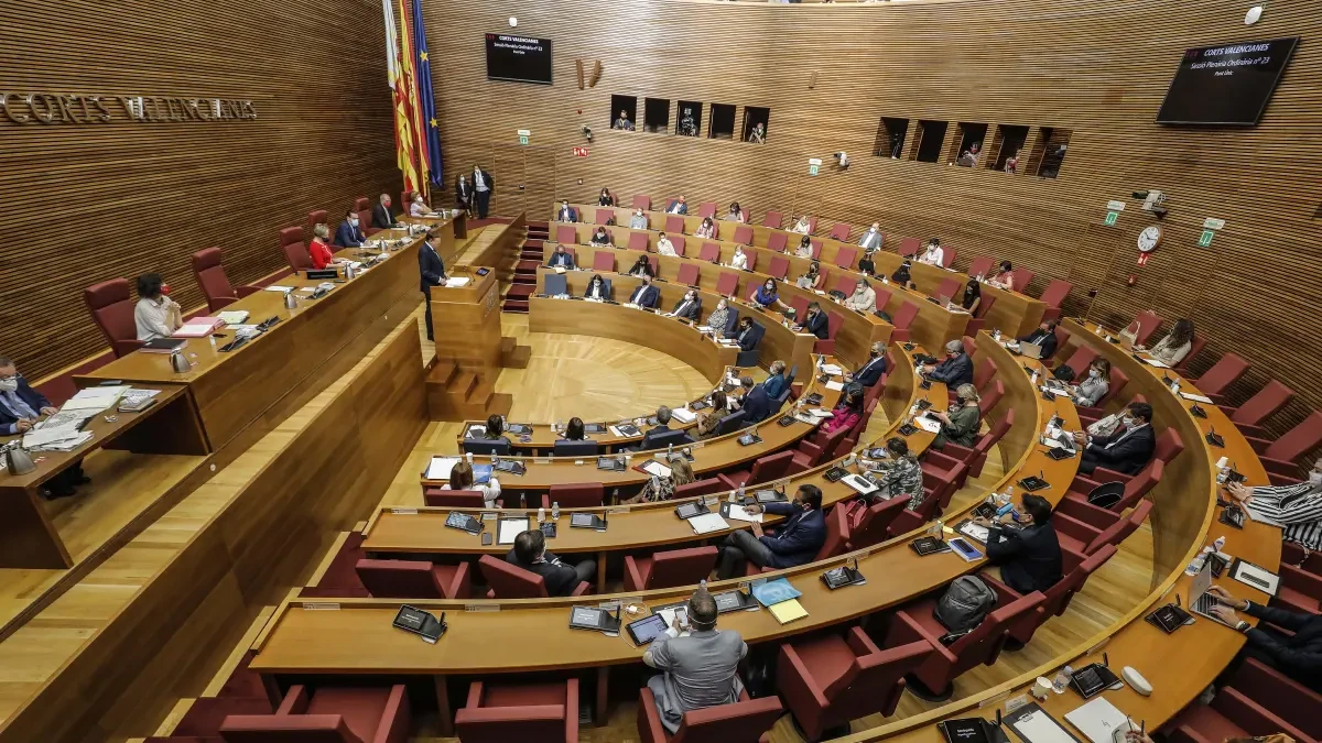 Choque del Botànic y la oposición a cuenta de la 'fiscalidad verde' y la revisión de deducciones en el IRPF