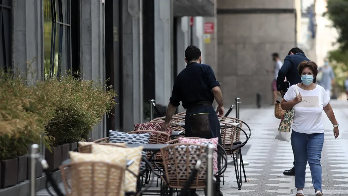Los hosteleros madrileños piden 1.000 euros de indemnización por cada día de confinamiento selectivo