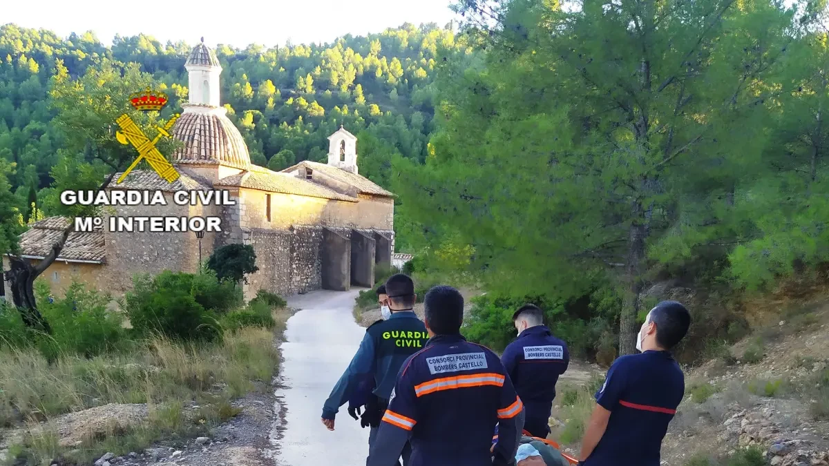 Sucesos.- Rescatan a un anciano perdido y desorientado tras caerse por un barranco en L'Alcora