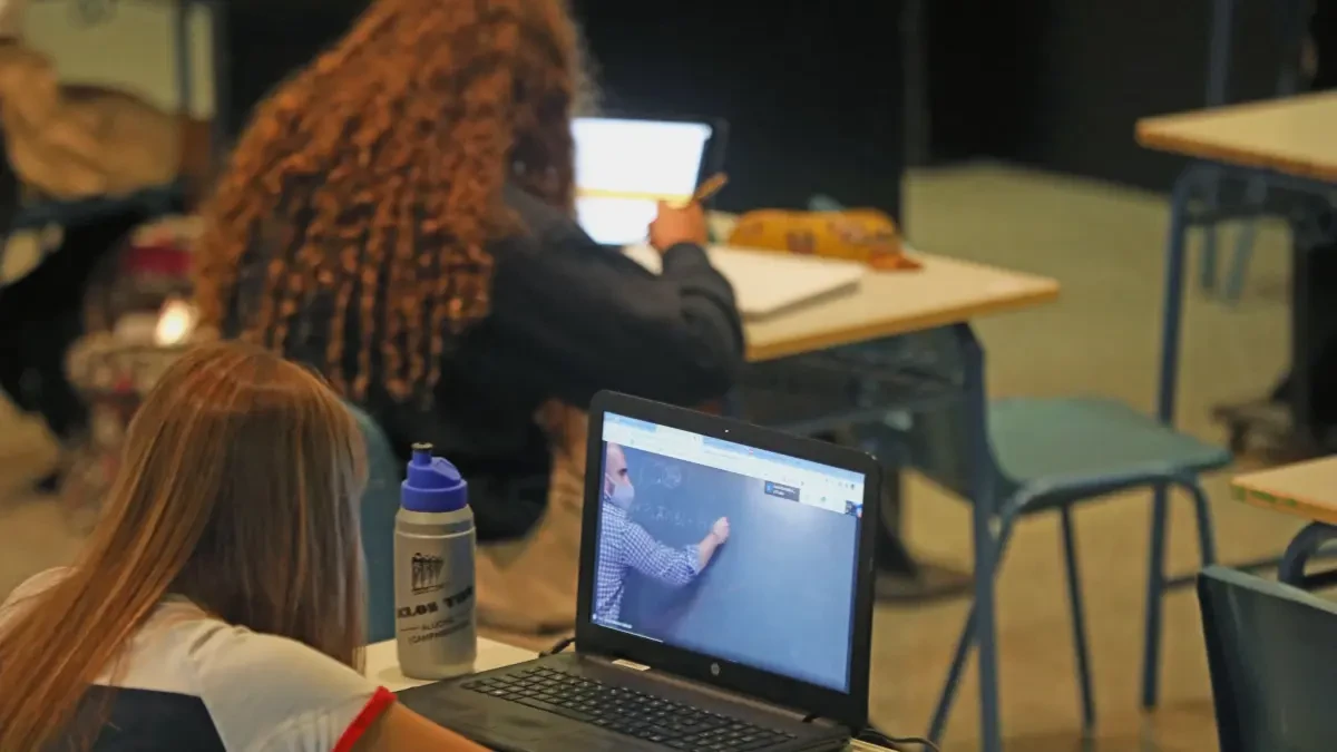 Más de 150.000 alumnos de ESO, Bachillerato y enseñanzas de régimen especial empiezan el curso a partir del miércoles