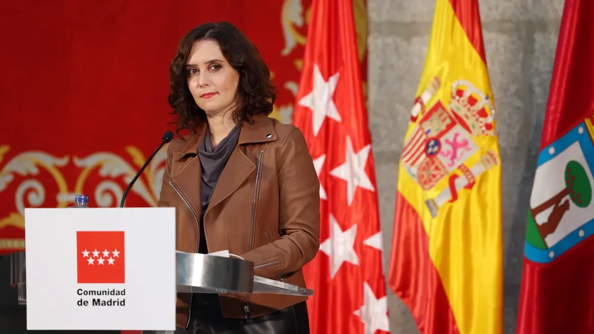 Ayuso pide ser prudentes ante la salud, pero también con la economía: 