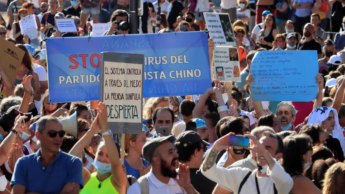 La Delegación del Gobierno en Madrid prohíbe la concentración de los antimascarillas este sábado en Colón