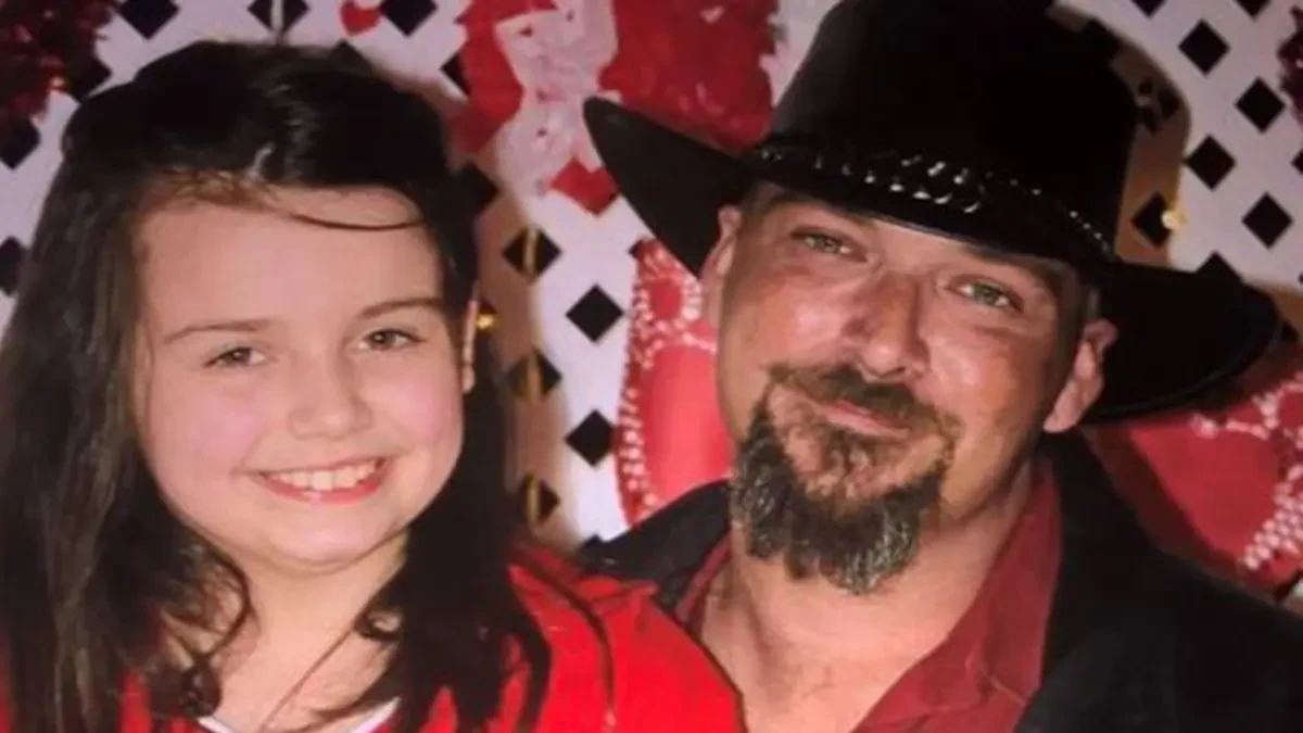 Una niña de 12 años muere infestada de piojos y acusan a sus padres de asesinato y crueldad infantil