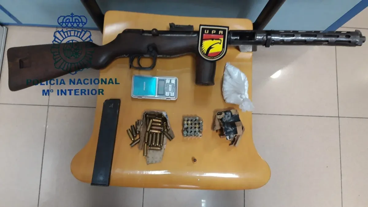 La Policía Nacional detiene en Oviedo a un hombre por un delito de malos tratos y amenazas