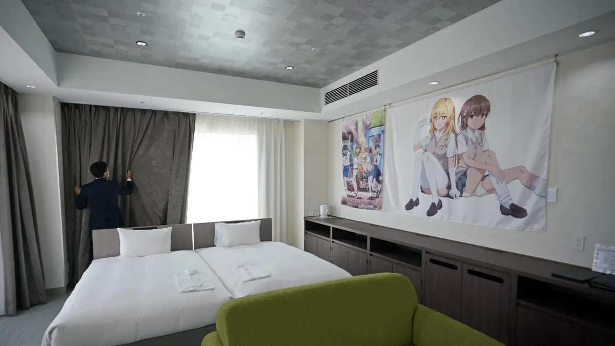 Así es el nuevo hotel de anime de Japón: 33 habitaciones decoradas de diferentes series y con proyectores de 150 pulgadas