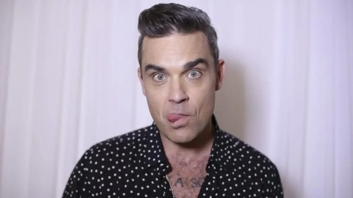 Un investigador de ovnis asegura que conoció a Robbie Williams en una nave extraterrestre tras ser abducido