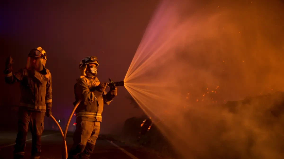 El fuego sigue devorando Orense: ya van 9.000 hectáreas quemadas