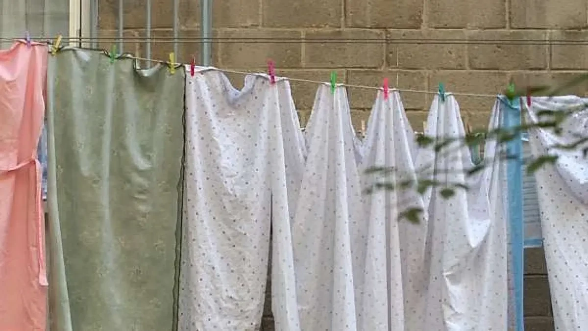 Cómo eliminar el olor a humedad de la ropa si no se ha secado bien