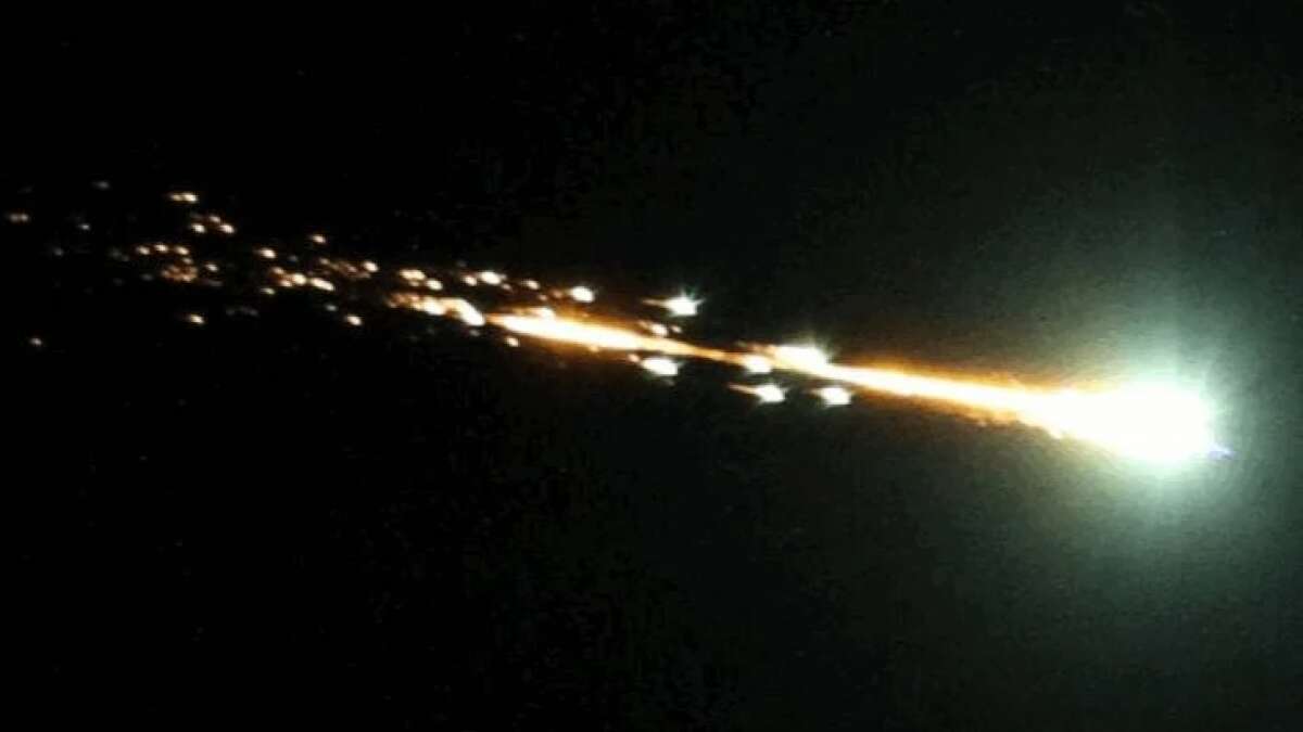 La increíble historia del mayor meteorito caído en España: de su hallazgo en 1913 hasta acabar troceado por el mundo