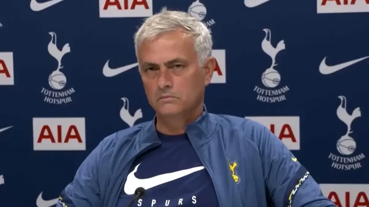 Mourinho cumple la última voluntad del padre muerto de un periodista: 