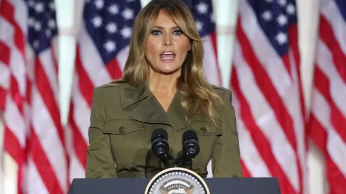La administración Trump denuncia a una exasesora de Melania tras publicar un libro que narra las discusiones internas